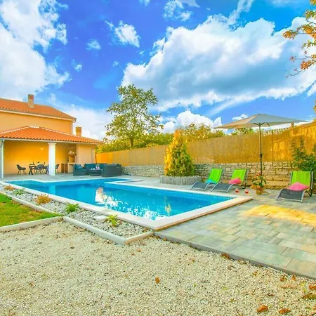 House Antonia By Istrialux Villa